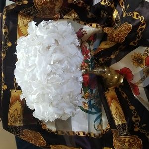 Vintage white flower bud hat